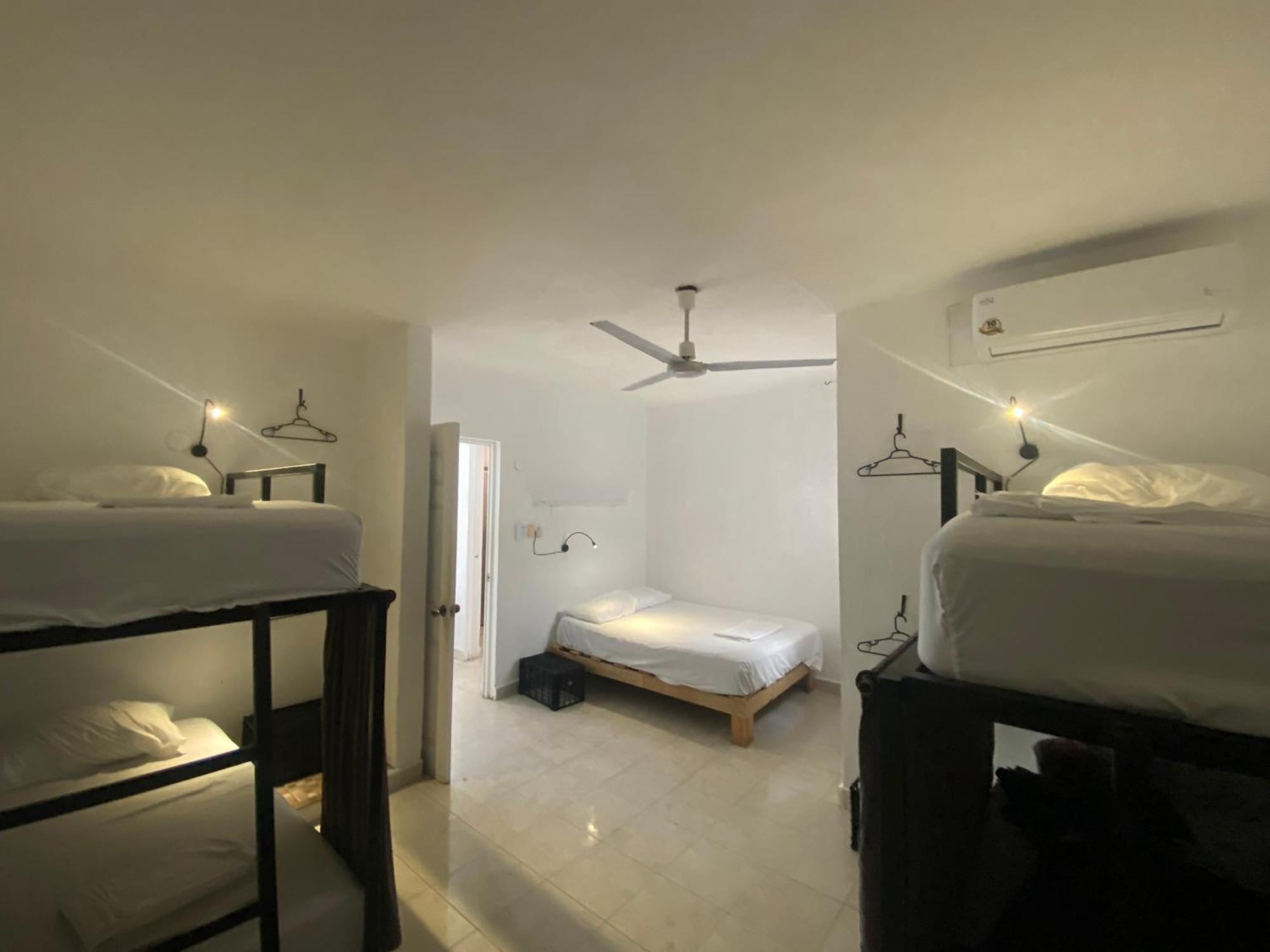 The Hostal Inn Playa del Carmen Exteriör bild
